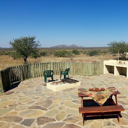 Appartamento Etango Ranch Guest Farm Windhoek Esterno foto