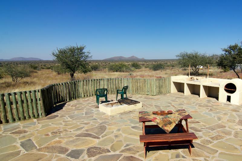 Appartamento Etango Ranch Guest Farm Windhoek Esterno foto